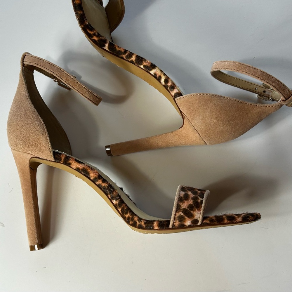 Vince Camuto NWOT Lauralie Real Cow Hair Fur Pump Sandals Leopard Size 7.5 - Picture 5 of 15